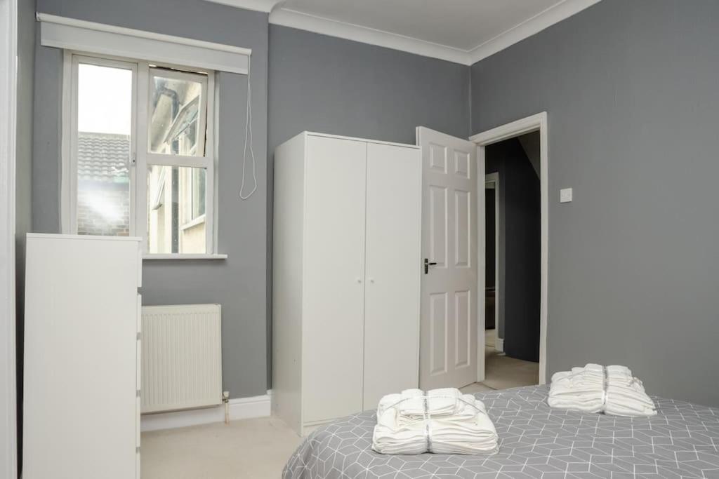 Peaceful & Spacious Family Home In Eastbourne! Exterior foto