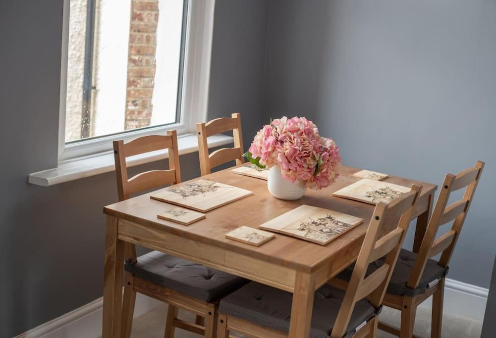 Peaceful & Spacious Family Home In Eastbourne! Exterior foto